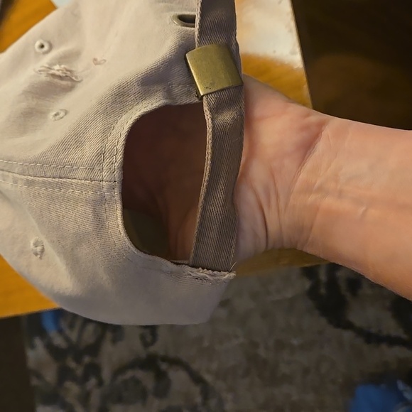 Walt Disney 2017 cap - Picture 2 of 4